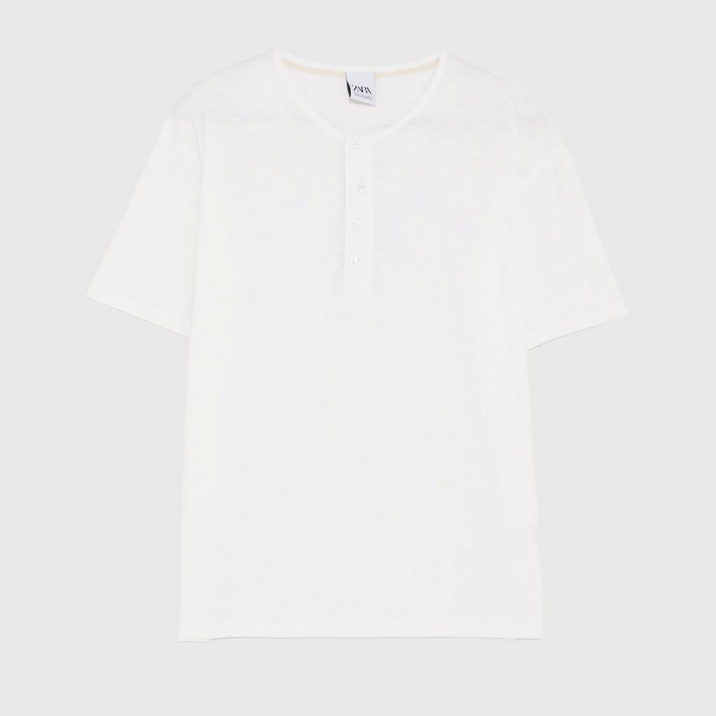 T-Shirt With Buttons – Standardwings